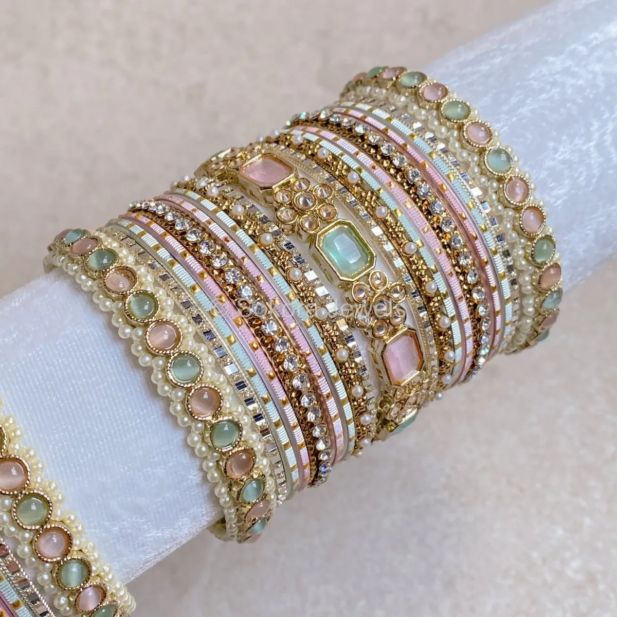 Ameli Luxury Bangle Set - Pastels