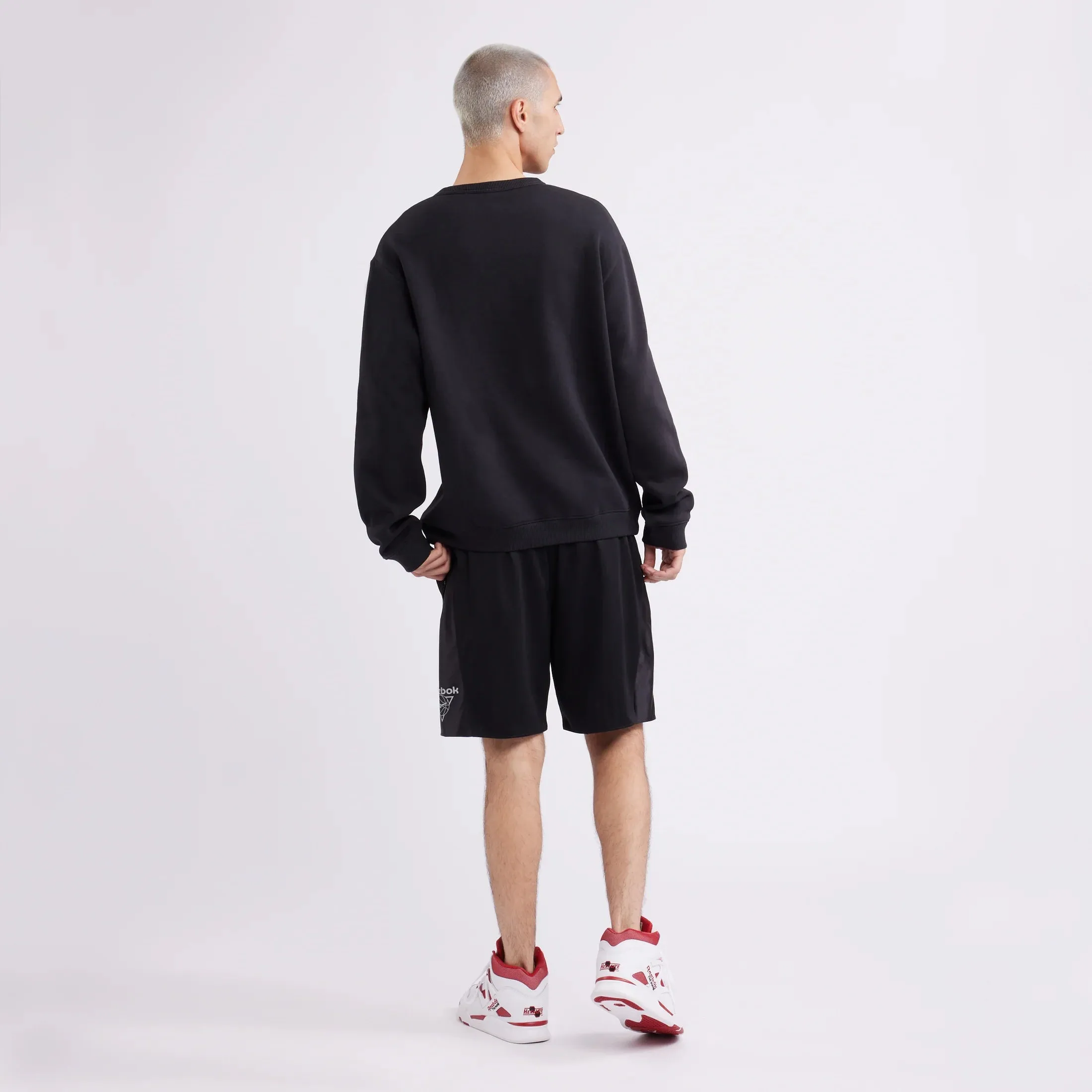 BASKETBALL SEASONAL CREW BLACK