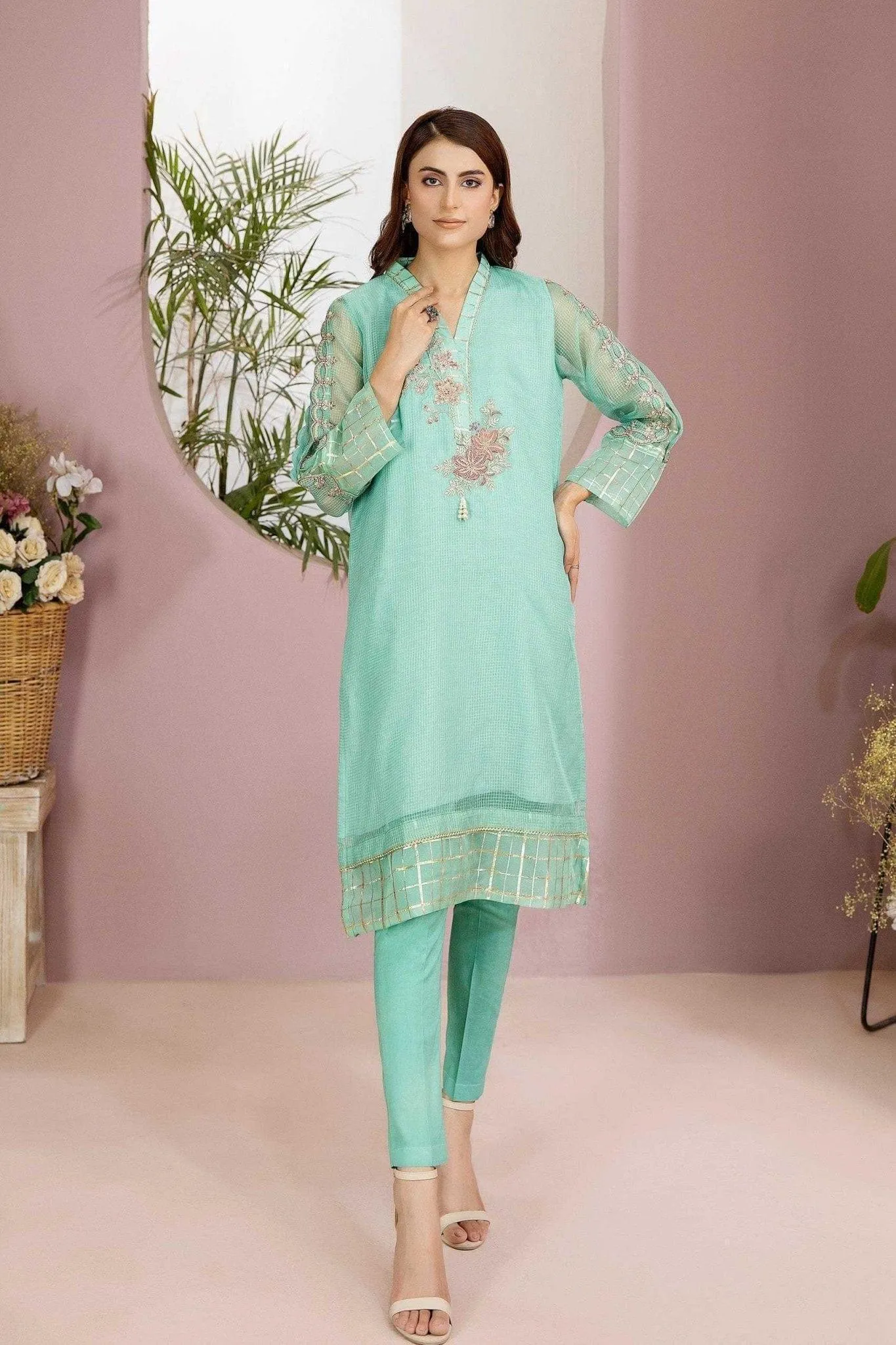 LUXURY EMBROIDERED PRET KLX-230908