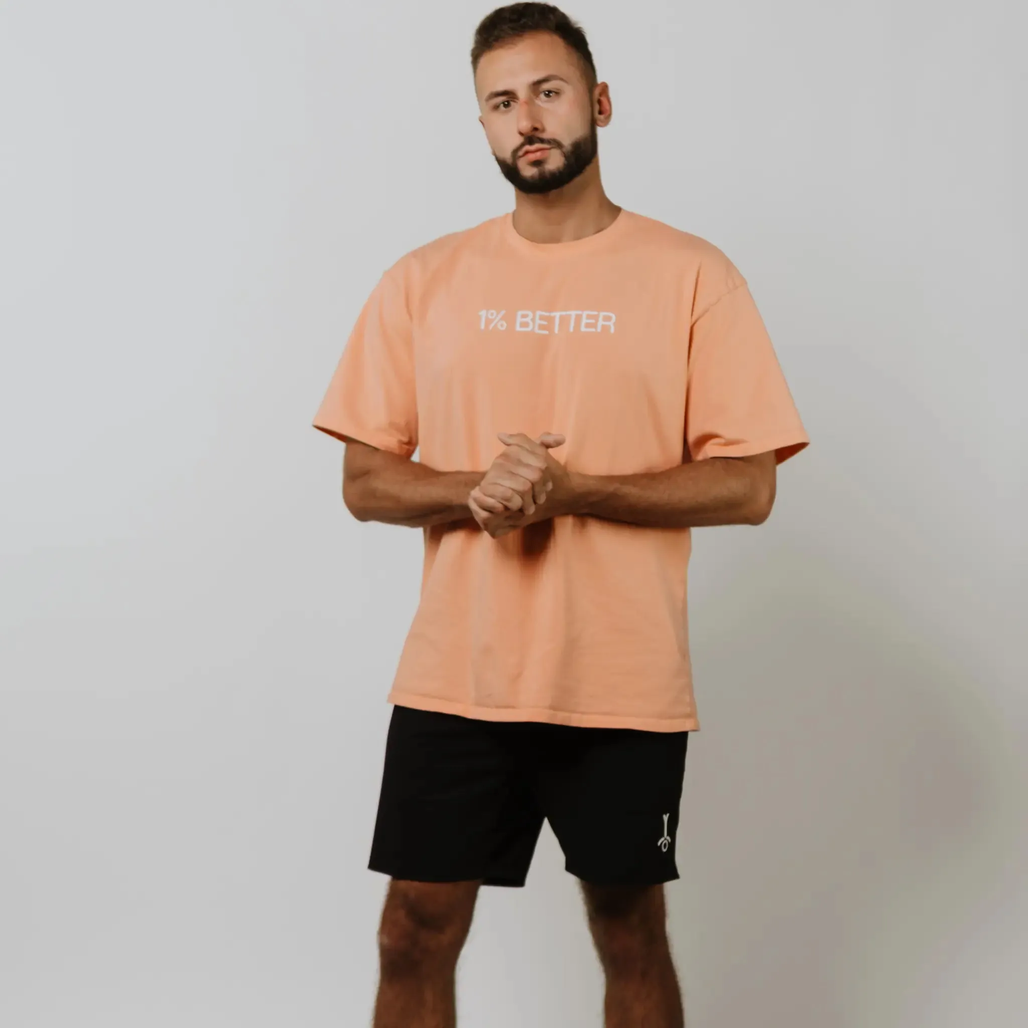 PERFORMANCE OVERSIZED TEE