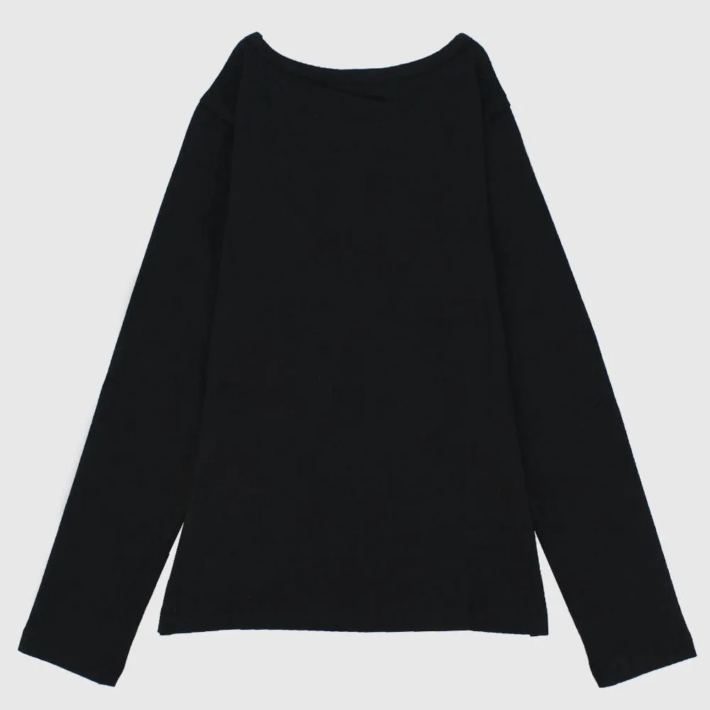 Plain Long-Sleeved T-Shirt