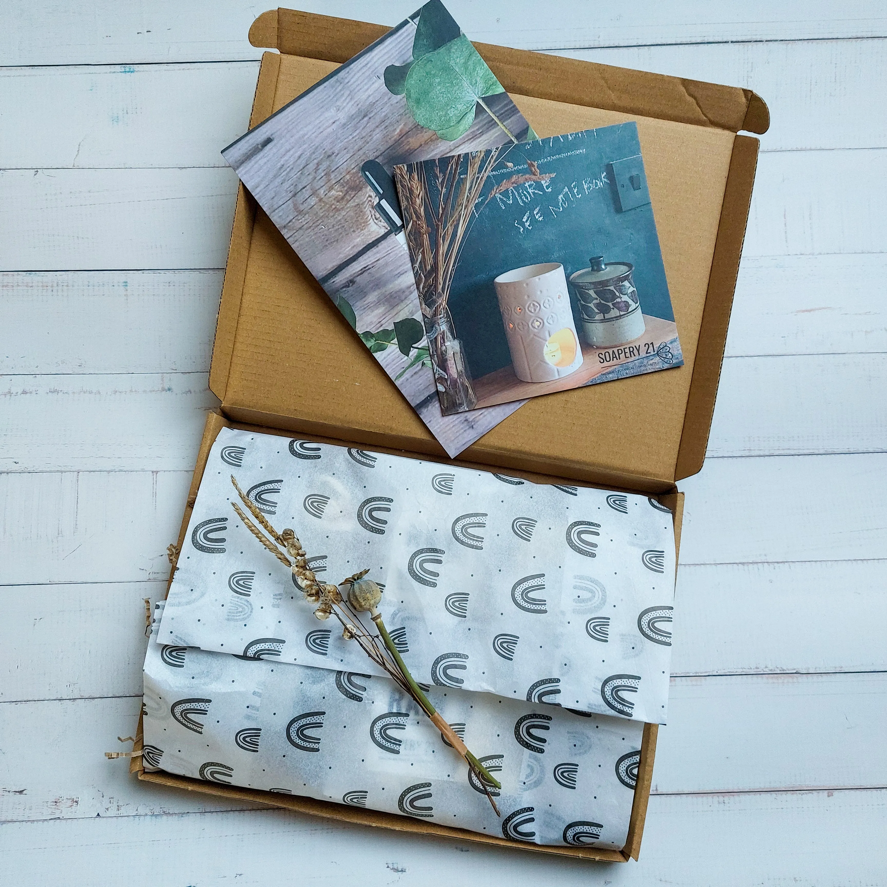 SEASONAL  SUBSCRIPTION BOXES