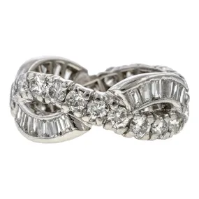 Vintage Ornate Patterned Crossover Eternity Band, Size 7